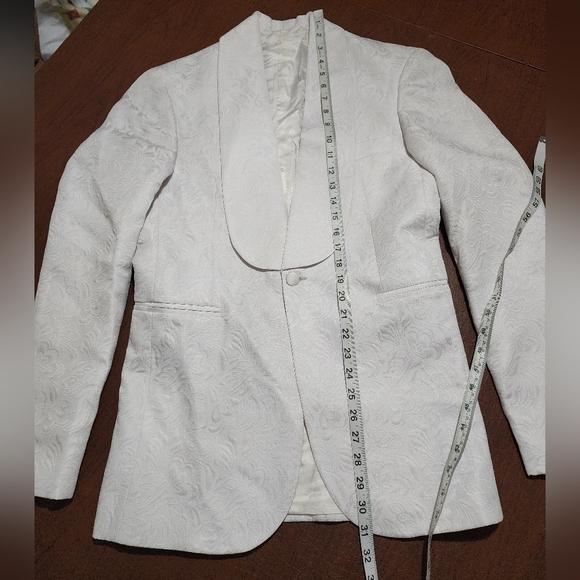 NWOT ... Elegant White Men's Blazer - Picture 3 of 12